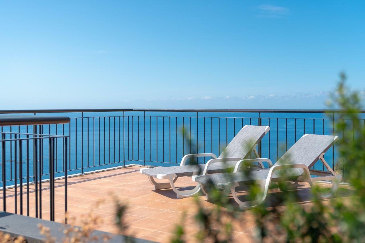 Seasky Arco Guest House Arco da Calheta  Eksteriør bilde