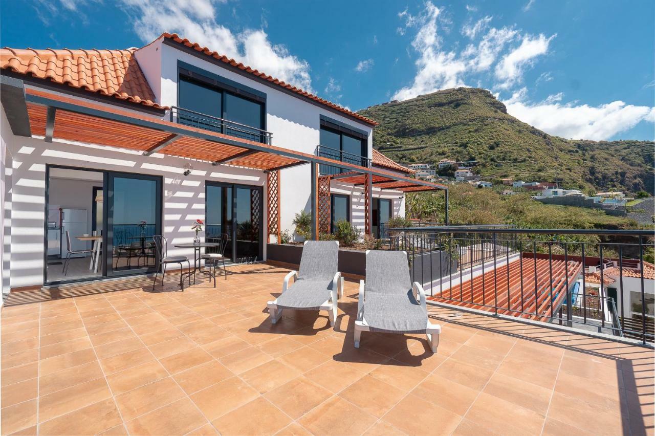 Seasky Arco Guest House Arco da Calheta  Eksteriør bilde